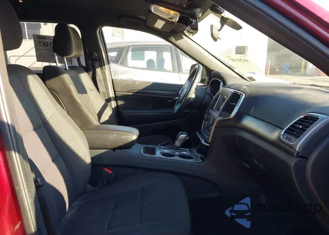 2018 Jeep Grand Cherokee Laredo 4X4 z USA, uszkodzony, nr VIN 1C4RJFAG0JC272731